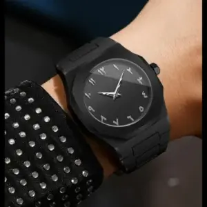 Aura Arabic Watch